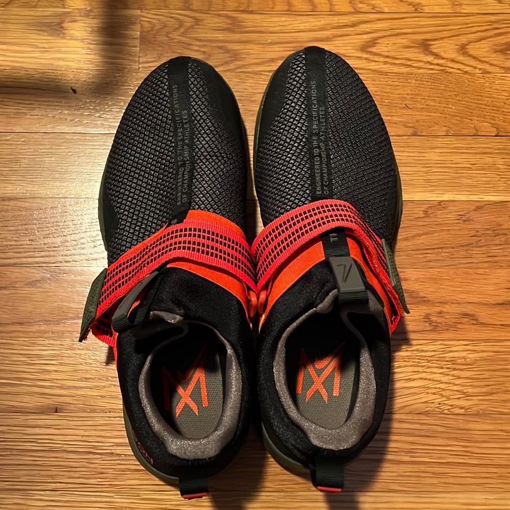 Nike olive and orange gym shoe